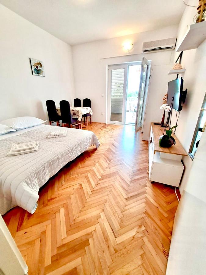 אומיס Nemira Beach Getaway מראה חיצוני תמונה